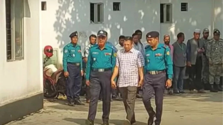 জুলাই গণহত্যার দায় স্বীকার, রাজসাক্ষী হলেন সাবেক আ...