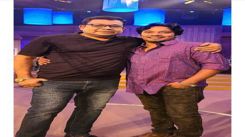 আপনার গান শুনে হু হু করে কেঁদে বুক ভাসিয়েছি’।...