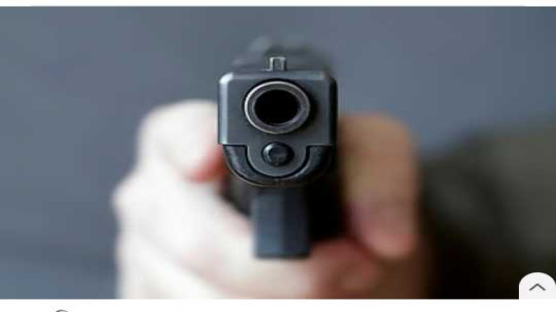 ঢাকায় সাবেক কাউন্সিলরের বোনকে গুলি করে হত্যা...